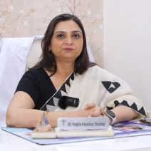 Dr Yogita P